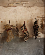 Afbeelding in Gallery-weergave laden, Leopard Christmas Stocking
