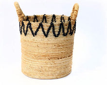 Afbeelding in Gallery-weergave laden, The banana stitched Basket - natural black
