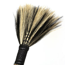 Afbeelding in Gallery-weergave laden, The big broom - natural black
