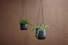 Afbeelding in Gallery-weergave laden, Mahika Hanging planter small
